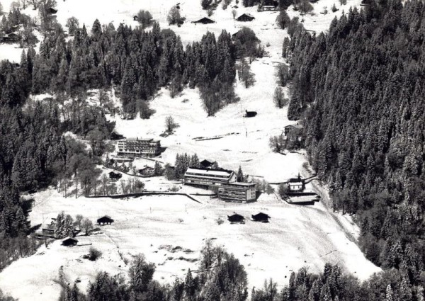 Sanatorium, Braunwald, Flugaufnahme Vorderseite