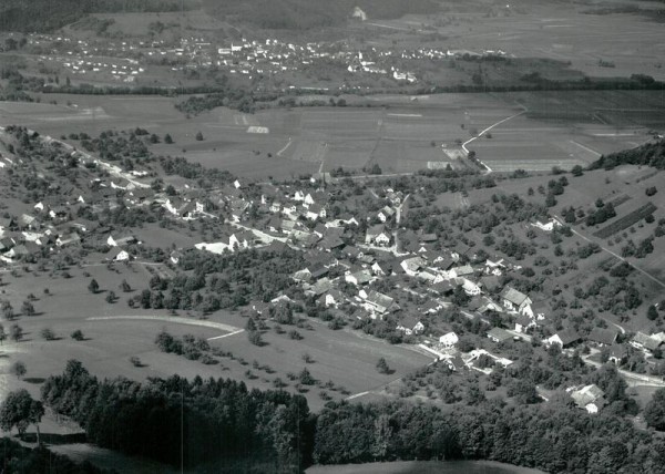 Reinach, Flugaufnahme Vorderseite