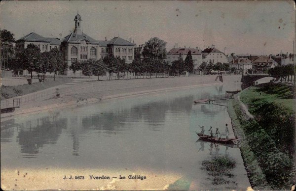 Yverdon - Le Collège Vorderseite