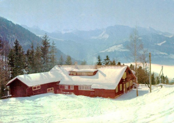 Ferienhaus Obergschwend, Gersau Vorderseite