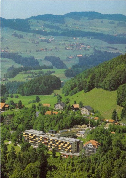 Faltigberg-Wald, Zürcher Höhenklinik Wald,  Flugaufnahme Vorderseite