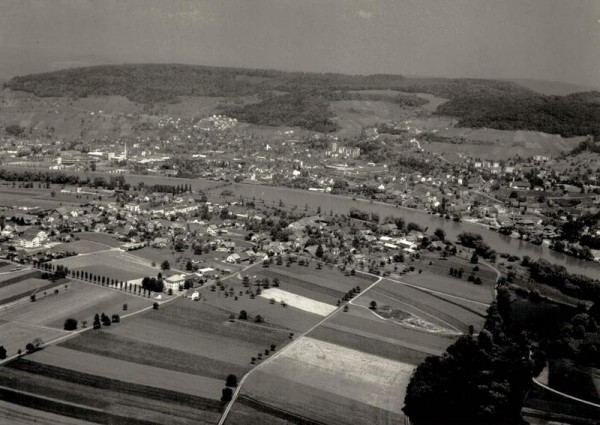 5314 Böttstein AG, Kleindöttingen, Aare/ Hintergrund: Klingnau + Döttingen Vorderseite