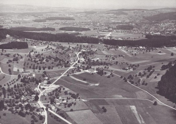 Busswil TG  -  Flugaufnahmen Vorderseite