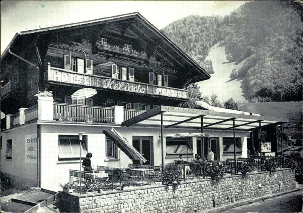 Les Avants ( VD), Hotel Helioda Vorderseite