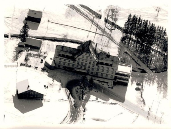 9657 Unterwasser - Alt St. Johann, Altes Hotel Säntis Vorderseite