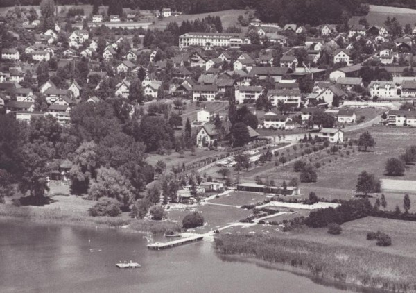 Strandbad, Pfäffikon ZH  -  Flugaufnahmen Vorderseite