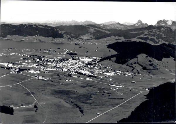 Einsiedeln, Flugaufnahme Vorderseite