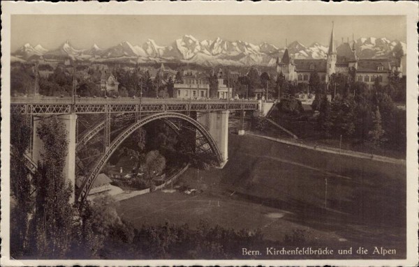 Bern. Kirchenfeldbrücke und die Alpen Vorderseite