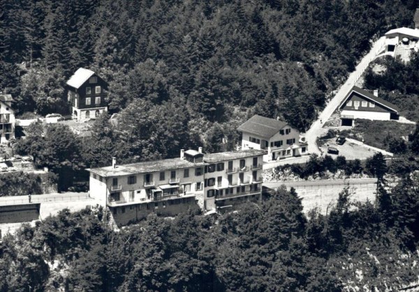 Altes Posthaus, Seelisberg UR  -  Flugaufnahmen Vorderseite