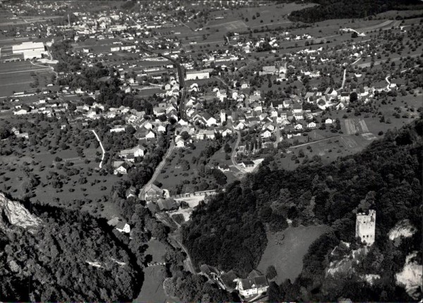 Büsserach, Flugaufnahme Vorderseite