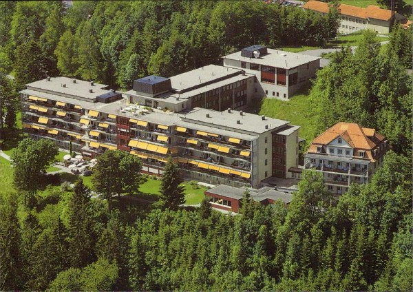 Faltigberg-Wald, Zürcher Höhenklinik Wald,  Flugaufnahme Vorderseite