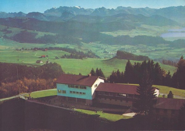 Berggasthaus Etzel - Kulm   -   Flugaufnahmen Vorderseite