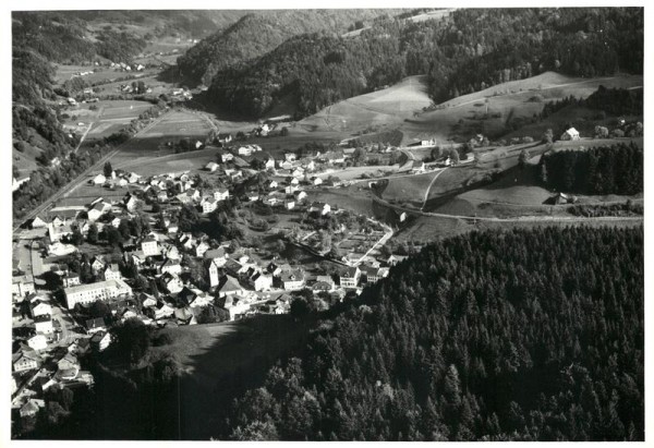 Eglisau ZH, Flugaufnahme Vorderseite