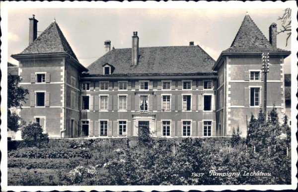 Pampigny/Le Château Vorderseite