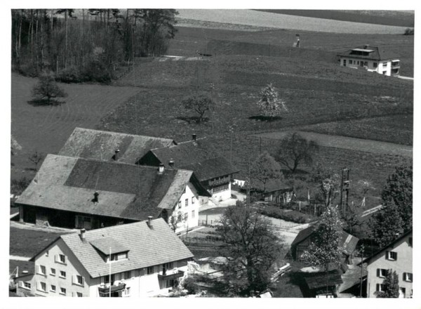 Volketswil, Flugaufnahme Vorderseite