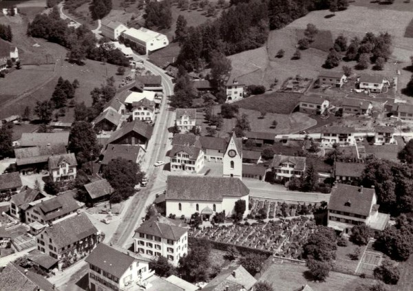 Dürnten ZH - Flugaufnahmen Vorderseite