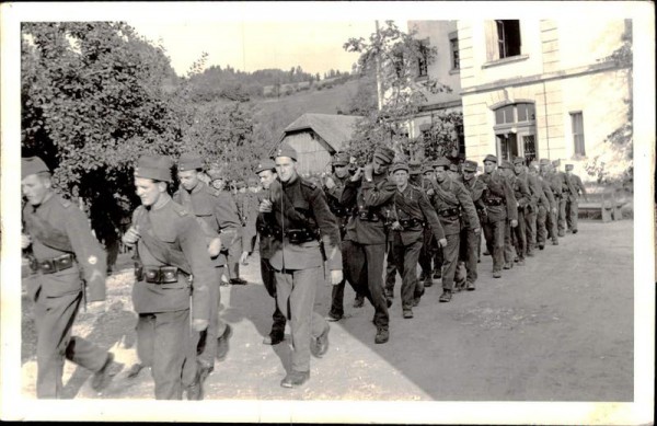 Im Militärdienst Vorderseite