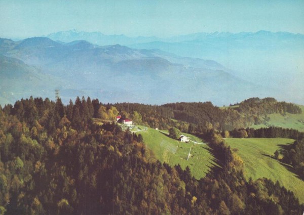 Bachtel-Kulm  -  Flugaufnahmen Vorderseite