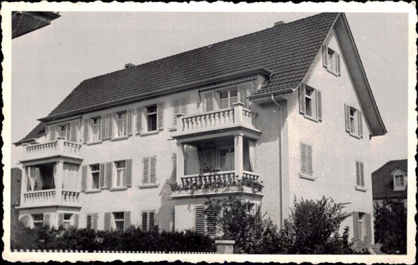 unbekanntes Haus Vorderseite