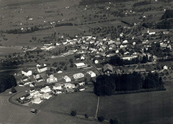 8618 Oetwil am See ZH, Bergstrasse, Clienia Privatklinik Schlössli, Kirche Vorderseite