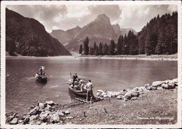 Obersee mit Brünnelistock