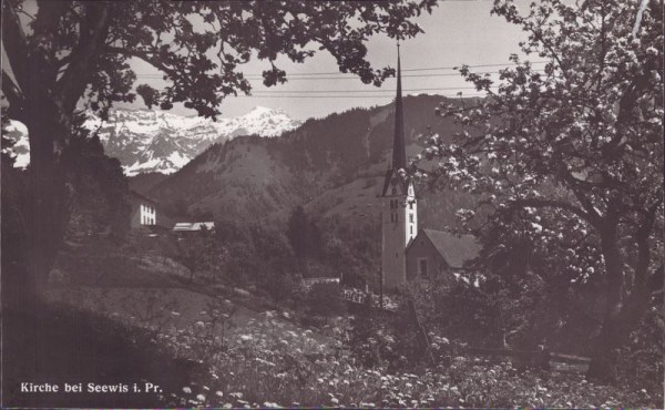 Kirche bei Seewis im Prättigau