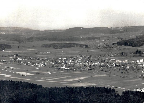 Fehraltorf ZH  -  Flugaufnahmen Vorderseite