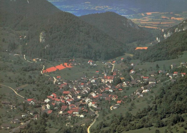 Erschwil SO - Flugaufnahmen Vorderseite