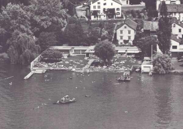 Strandbad Erlenbach ZH  -  Flugaufnahmen Vorderseite