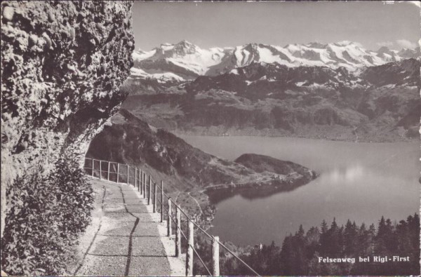 Felsenweg bei Rigi-First