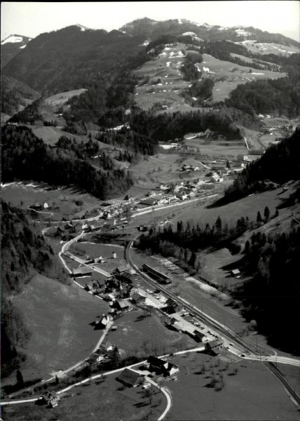 Steg im Tösstal,  Flugaufnahme Vorderseite