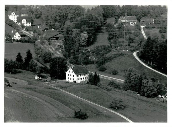 Hinwil, Flugaufnahme Vorderseite