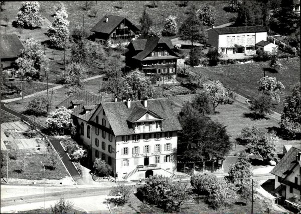 Meggen, Hotel Kreuz, Flugaufnahme Vorderseite