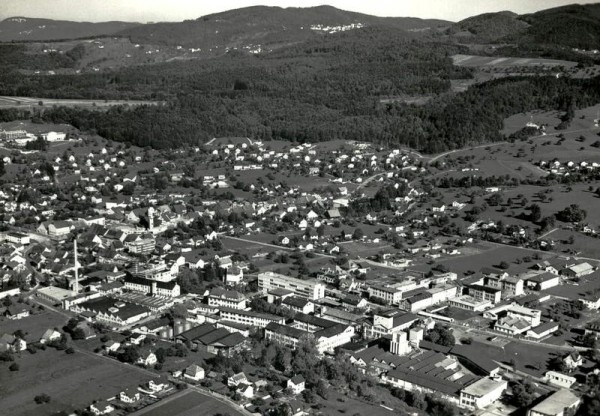 Breitenbach SO - Flugaufnahmen Vorderseite