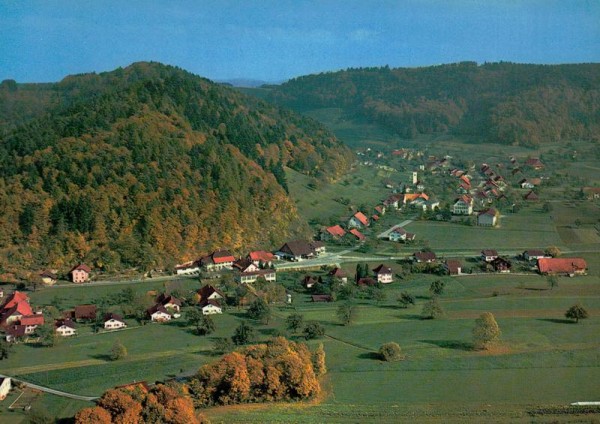 Kirchleerau AG  -  Flugaufnahmen Vorderseite