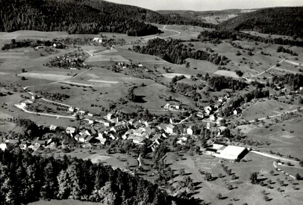 Bretzwil BL - Flugaufnahmen Vorderseite