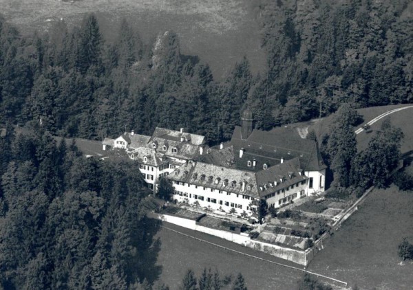 Kloster Wonnenstein, Niederteufen AR  -  Flugaufnahmen Vorderseite