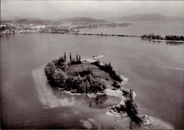 Insel Lützelau im Zürichsee,  Flugaufnahme Vorderseite