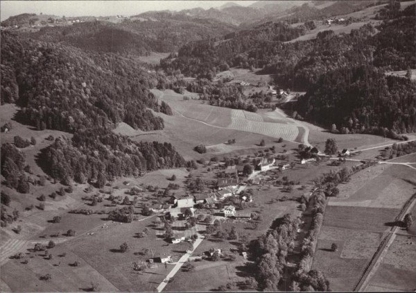 Tablat, Wila im Tösstal,  Flugaufnahme Vorderseite