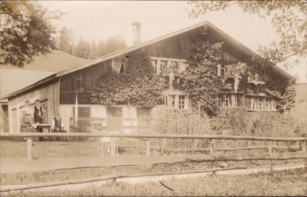 unbekanntes Haus Vorderseite