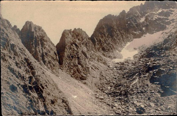 unbekannter Ort im Gebirge Vorderseite