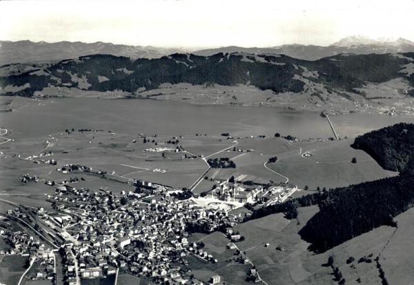 Einsiedeln mit Sihlsee Vorderseite