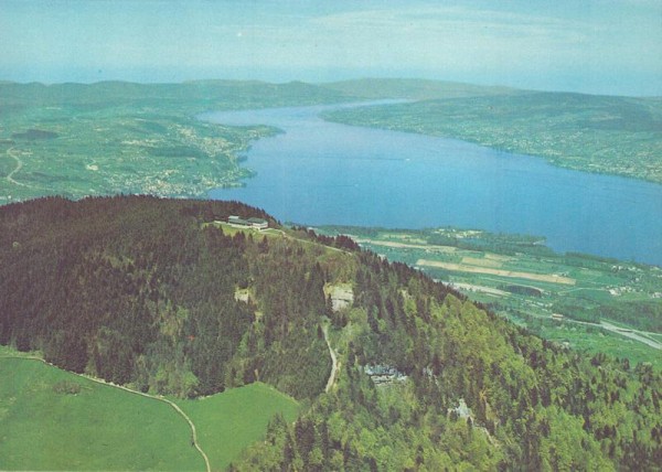 Berggasthaus Etzel - Kulm   -  Flugaufnahmen Vorderseite