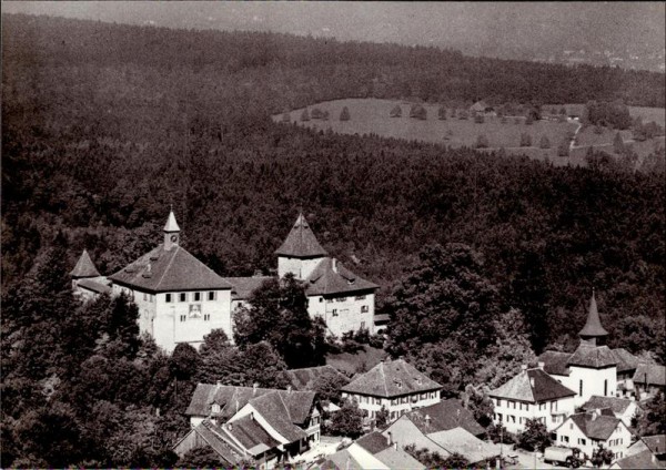 Kyburg, Gasthaus Hirschen, Flugaufnahme Vorderseite