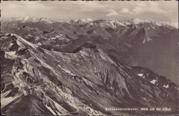 Brienzerrothorn, Blick auf die Alpen