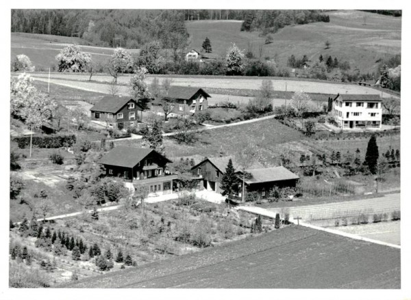 Ilnau-Effretikon, Flugaufnahme Vorderseite