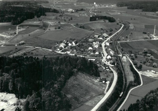 Turbenthal, Flugaufnahme Vorderseite