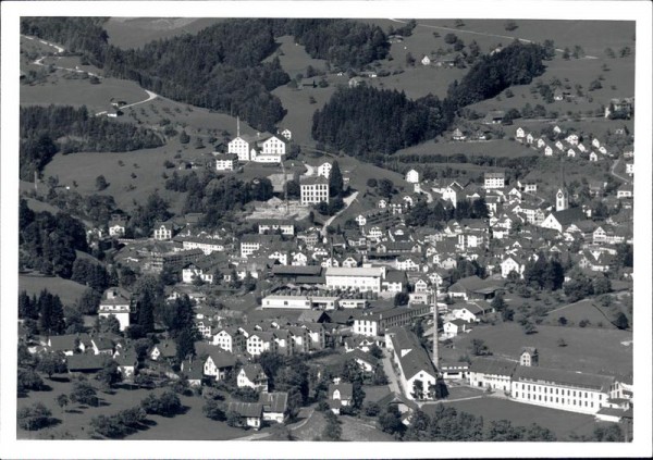 Wald ZH Vorderseite