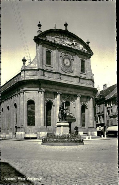 Yverdon/Place Pestalozzi Vorderseite