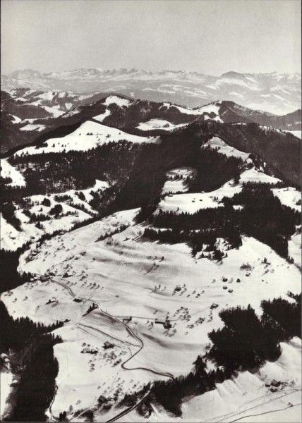 Fischenthal, Ski-Lift,  Flugaufnahme Vorderseite